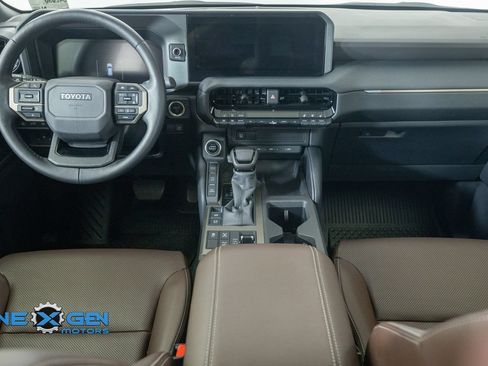 Used 2025 Toyota Land Cruiser AWD/4WD image 34