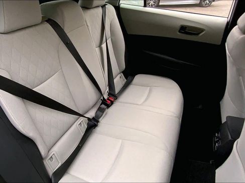 Used 2026 Toyota Corolla Cross L image 18