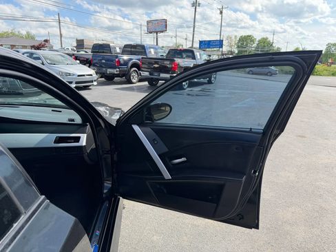 Used 2006 BMW M5 RWD image 35