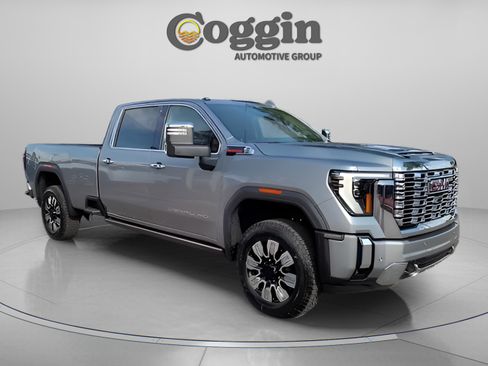 New 2026 GMC Sierra 3500 Denali w/ Denali Reserve Package image 17