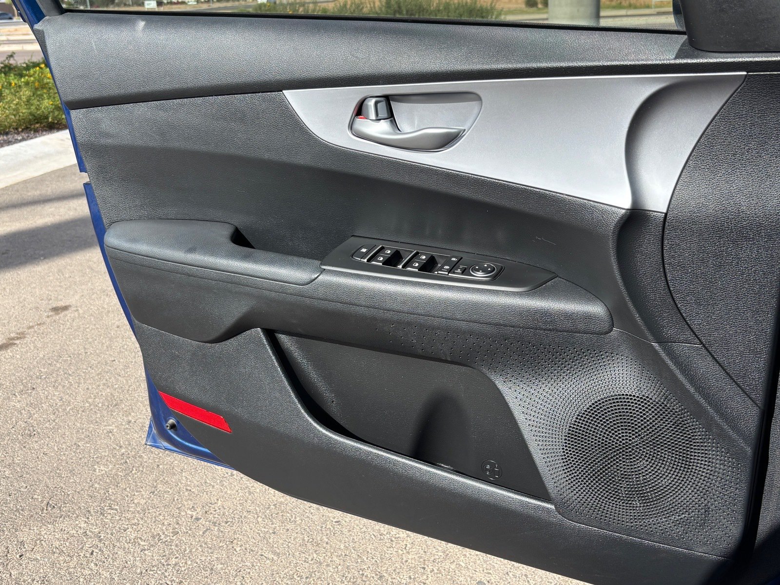 Certified 2023 Kia Forte LXS FWD image 11