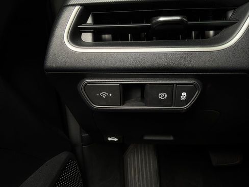 Used 2025 Kia K4 FWD image 21