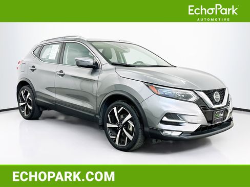 Used 2022 Nissan Rogue Sport SL w/ Premium Package image 1