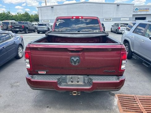Used 2021 RAM 2500 Big Horn w/ Night Edition AWD/4WD image 9
