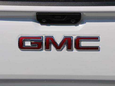 Used 2022 GMC Sierra 1500 Pro w/ Pro Value Package image 5