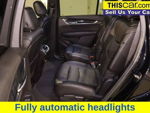 Used 2022 Cadillac XT6 Premium Luxury FWD image 28