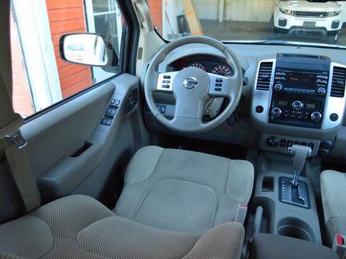 Used 2014 Nissan Frontier SV w/ SV Value Truck Package image 47
