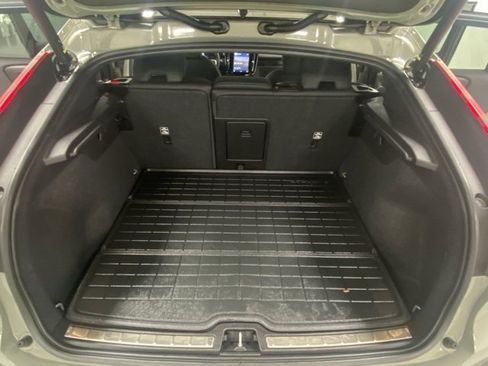 Certified 2023 Volvo C40 P8 Recharge Ultimate w/ Protection Package Premier image 8