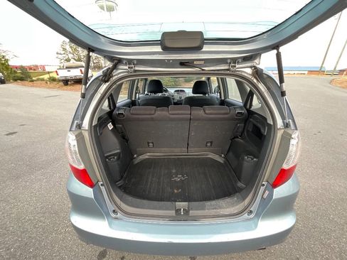 Used 2011 Honda Fit Sport image 21