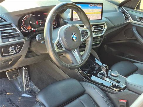 Used 2022 BMW X4 xDrive30i w/ M Sport Package 2 AWD/4WD image 9