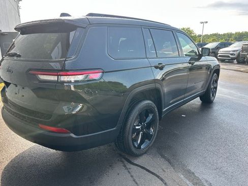 Used 2023 Jeep Grand Cherokee L Laredo AWD/4WD image 6
