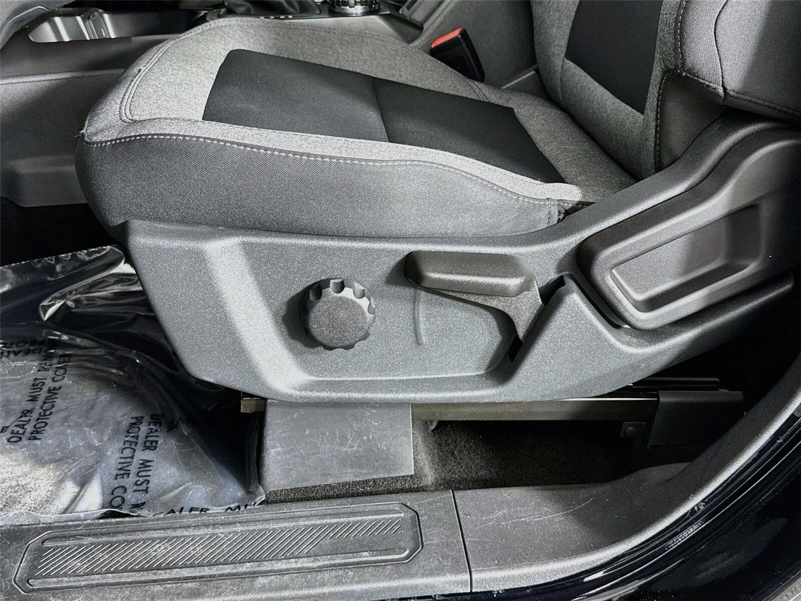 Used 2025 Ford Bronco 4-Door AWD/4WD image 19