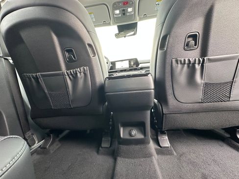 New 2025 Kia Telluride S image 24