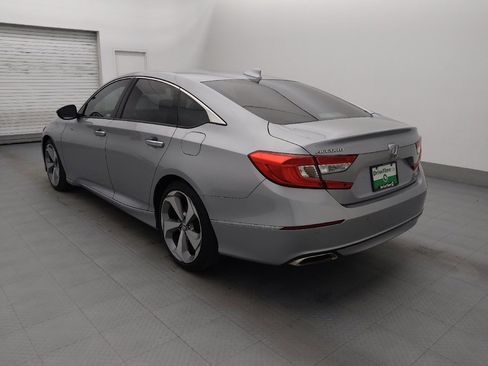 Used 2018 Honda Accord Touring image 5