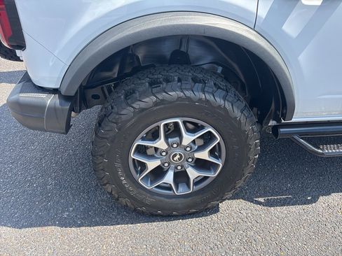 Used 2023 Ford Bronco Badlands image 22