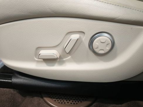 Used 2022 Genesis GV80 2.5T w/ Advanced Package 02 image 17