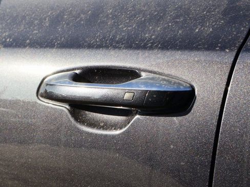 New 2025 Kia Telluride S image 19