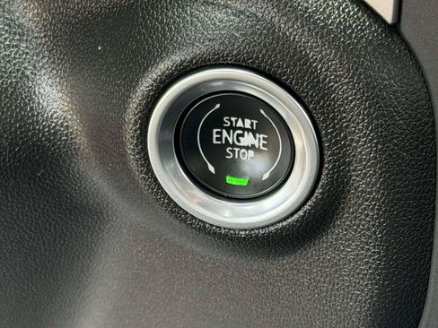 Used 2022 Chevrolet Silverado 1500 Custom AWD/4WD image 13