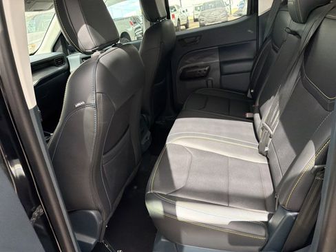 Used 2025 Ford Maverick Lobo AWD/4WD image 17