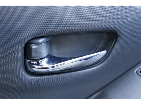 Certified 2024 Nissan Frontier SV w/ SV Convenience Package image 18