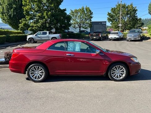 Used 2012 Chrysler 200 Limited FWD image 8