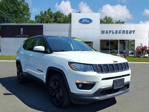 Used 2021 Jeep Compass Latitude AWD/4WD image 1