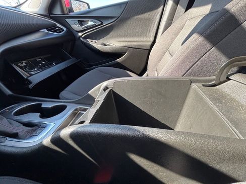 Used 2024 Chevrolet Malibu RS image 20