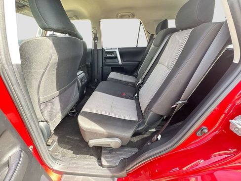 Used 2020 Toyota 4Runner SR5 image 28