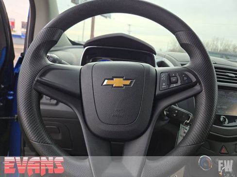 Used 2015 Chevrolet Trax LS image 11