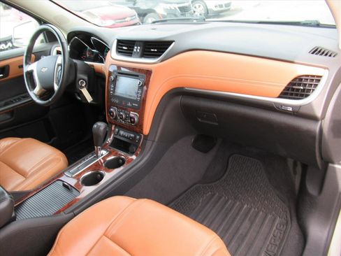 Used 2014 Chevrolet Traverse LTZ image 11