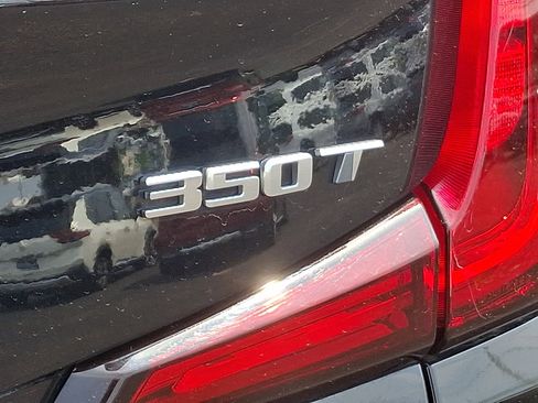 Used 2024 Cadillac XT4 Premium Luxury AWD/4WD image 31