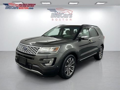 Used 2016 Ford Explorer Platinum image 1