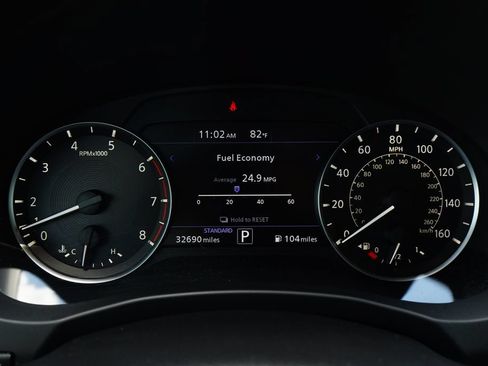 Used 2021 INFINITI QX50 Luxe FWD image 29