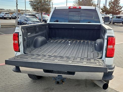 Used 2015 Chevrolet Silverado 2500 LTZ w/ LTZ Plus Package image 7