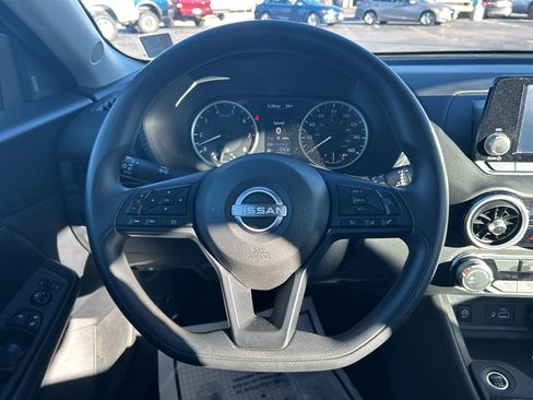 Used 2024 Nissan Sentra S image 16
