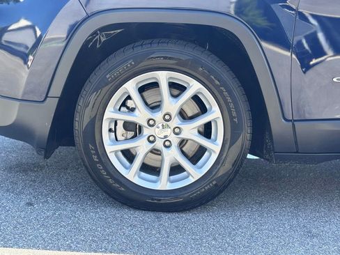 Used 2014 Jeep Cherokee Latitude FWD image 5