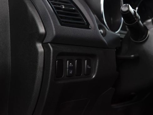 Used 2024 Mitsubishi Outlander Sport SE image 19