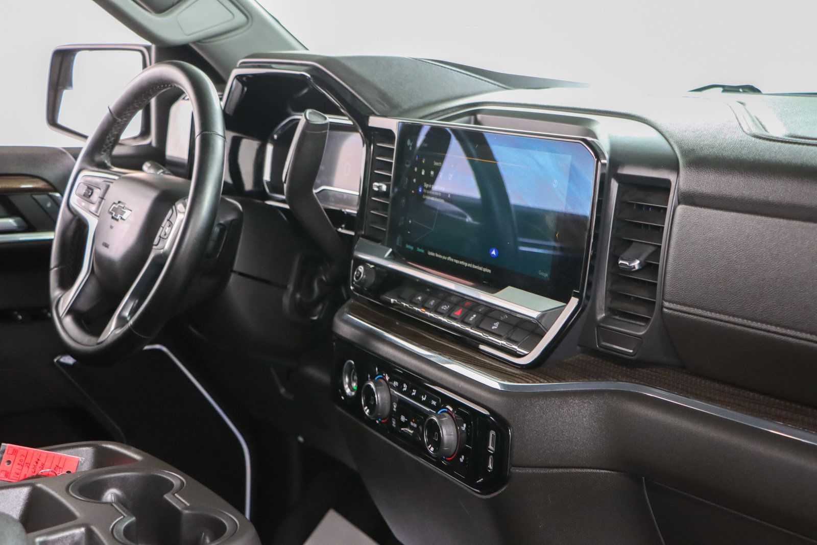 Used 2023 Chevrolet Silverado 1500 RST AWD/4WD image 26