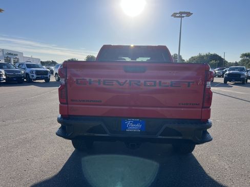 Certified 2024 Chevrolet Silverado 1500 Custom Trail Boss w/ LPO, Dark Essentials Package image 6