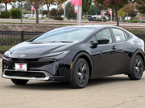 New 2026 Toyota Prius Plug-In Hybrid FWD image 7
