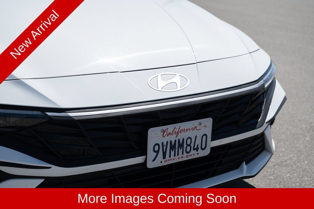 Used 2026 Hyundai Elantra Sport FWD image 8