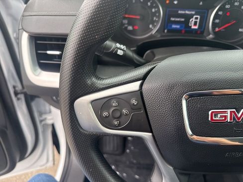 Used 2022 GMC Terrain SLE FWD image 14