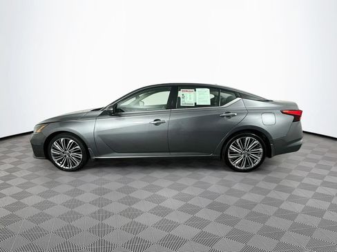 Certified 2023 Nissan Altima 2.5 SL FWD image 7