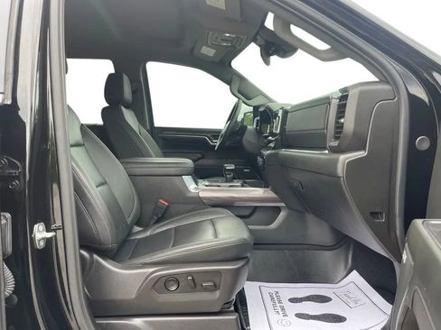 Used 2024 Chevrolet Silverado 1500 LTZ AWD/4WD image 19