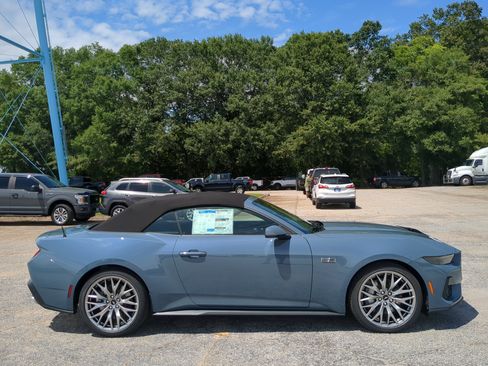 New 2026 Ford Mustang GT Premium RWD image 2