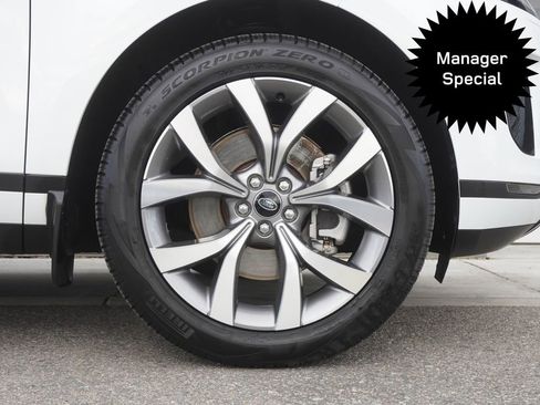 Used 2022 Land Rover Range Rover Evoque SE image 35