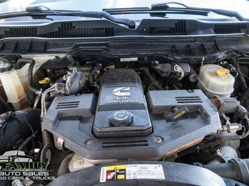 Used 2014 RAM 3500 Laramie AWD/4WD image 17