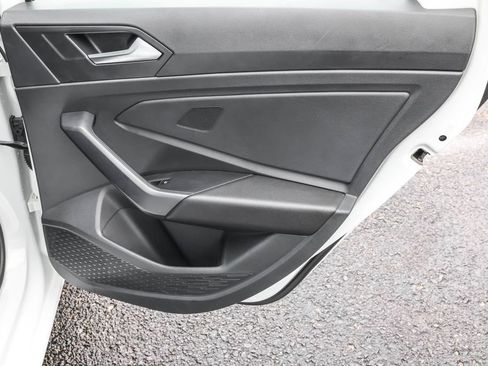 Used 2024 Volkswagen Jetta S image 29