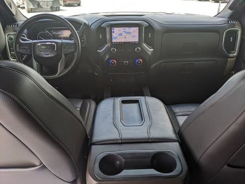 Used 2022 GMC Sierra 1500 Denali w/ Denali Premium Package image 16