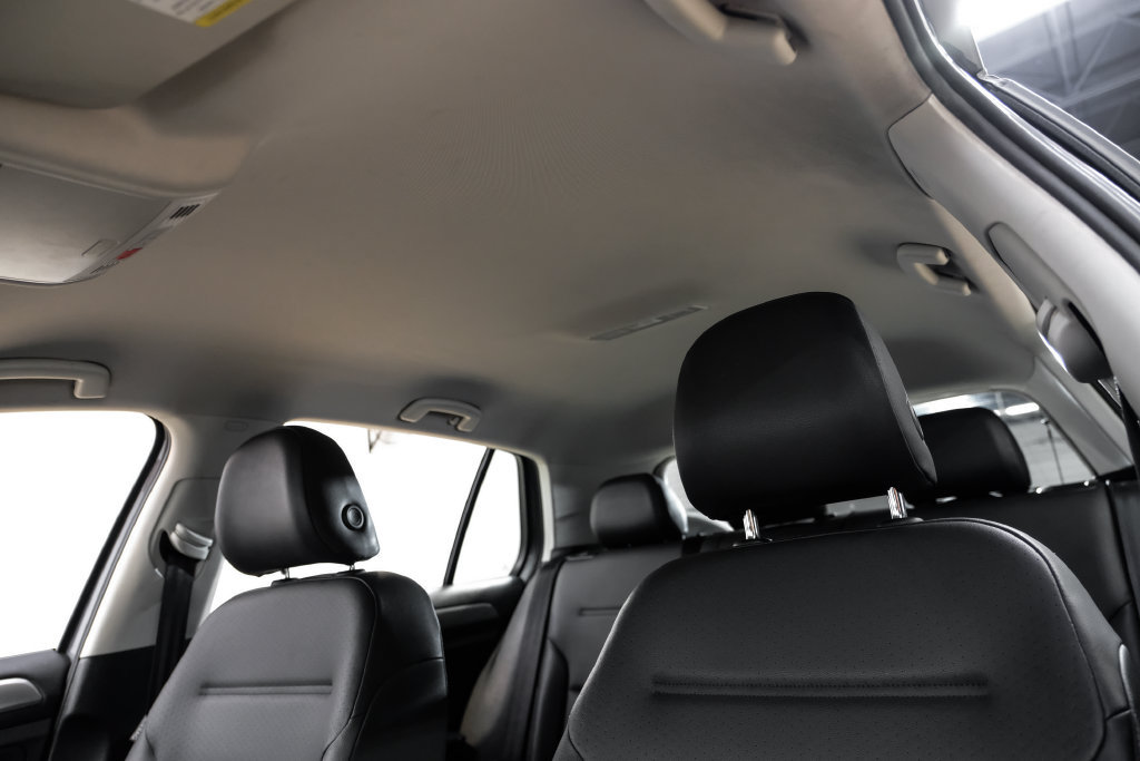 Used 2015 Volkswagen Golf S FWD image 29